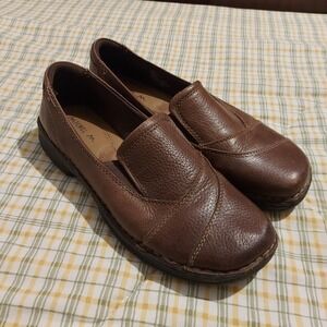 MICHEL M Kenya Brown Leather Slip On Loafer Shoes Women Size 9.5M Earthy Boho